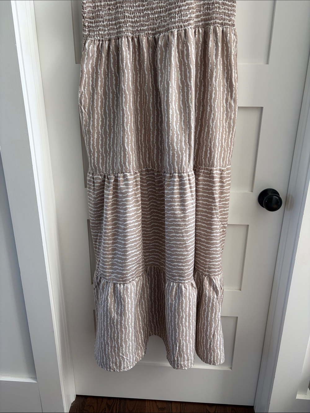 Mexx Beige and White Striped Smocked Maxi Dress size XL - Picture 3 of 8